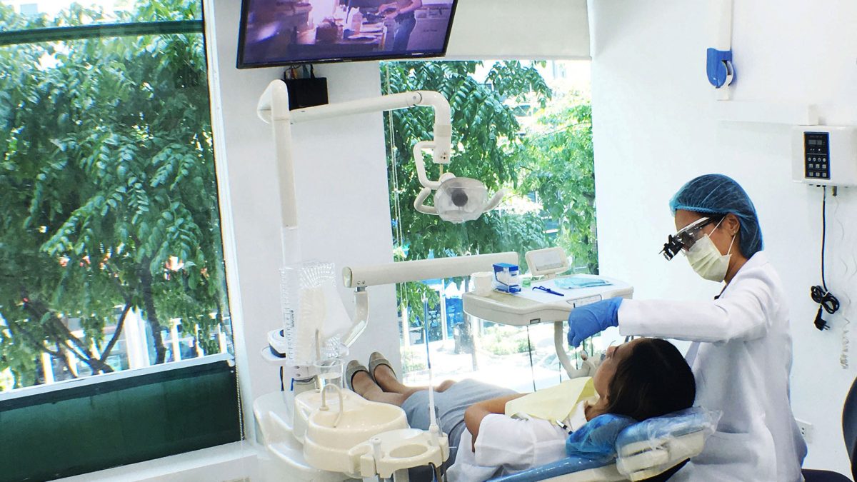 4 Factors to Consider in Choosing a Dental Clinic