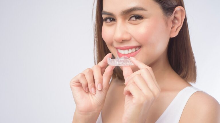 7 Tips For Living With Invisalign 768x432 1