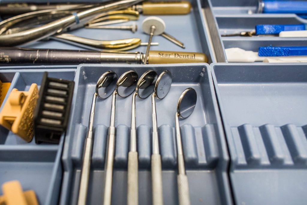 What are the Different Dental Tools Used by the Dentist?