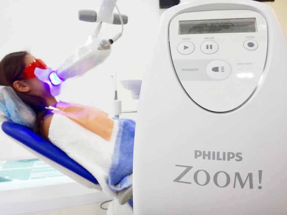 Zoom Laser Teeth Whitening