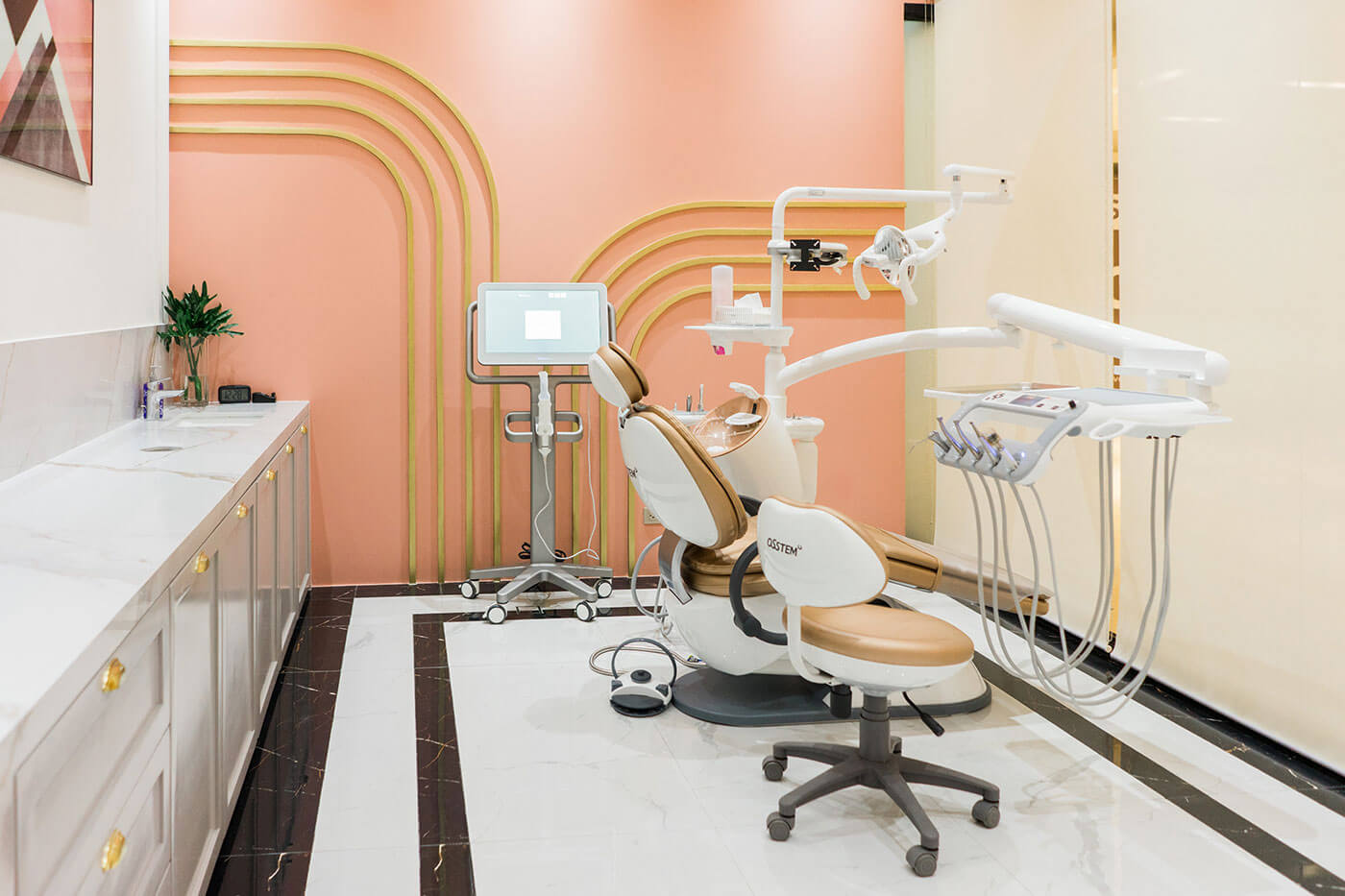 Mitsukoshi Treatment Room
